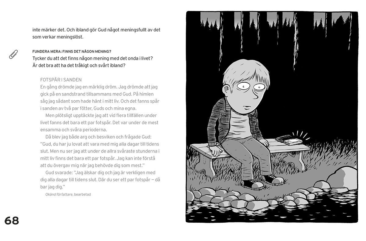 Uppslag ur bok som visar en illustration av en person med uppspärrade ögon som sitter på en bänk i en mörk skog.